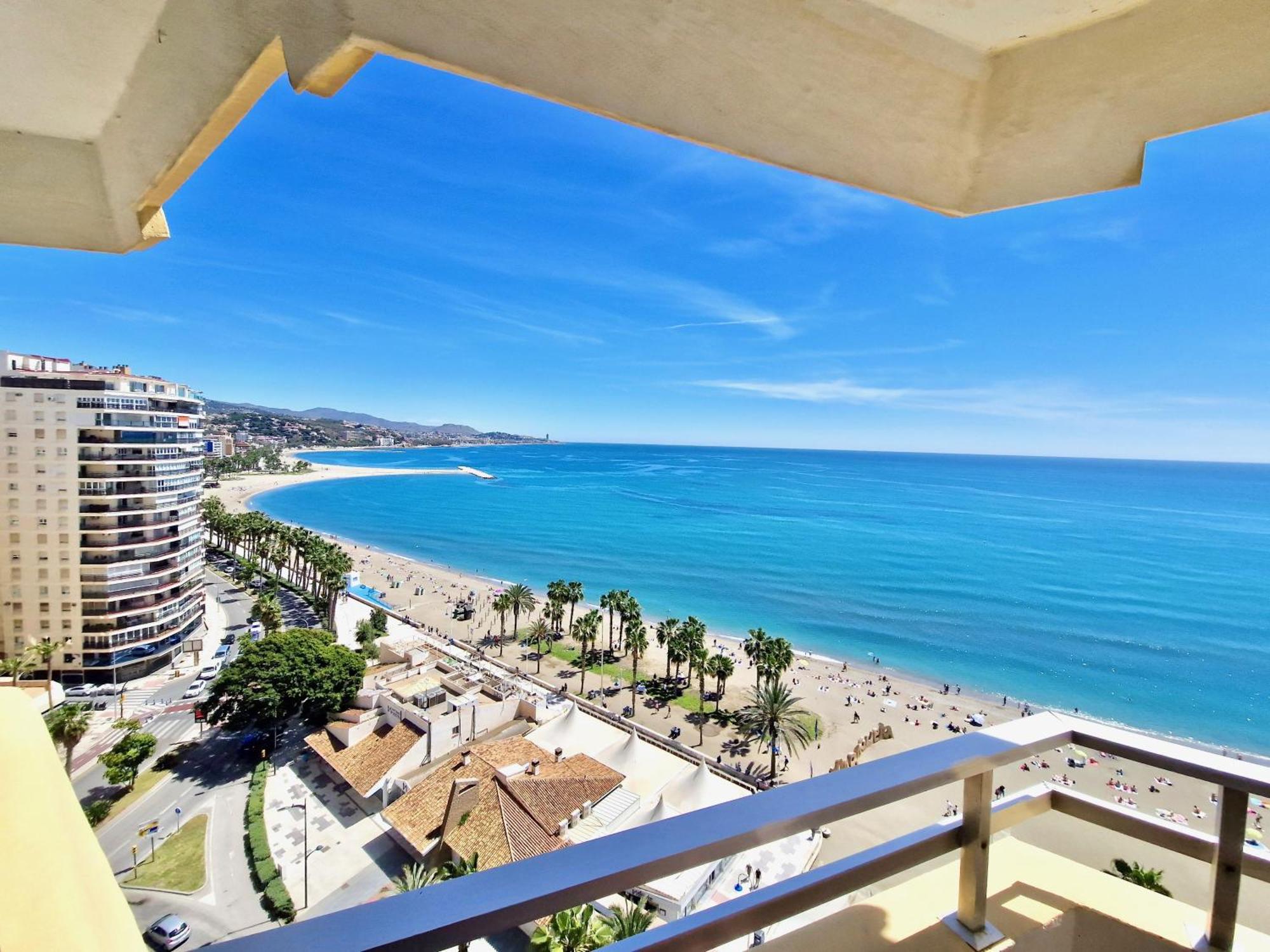 Sr Malagueta Beach Front Wonderful Sea View Малага Экстерьер фото